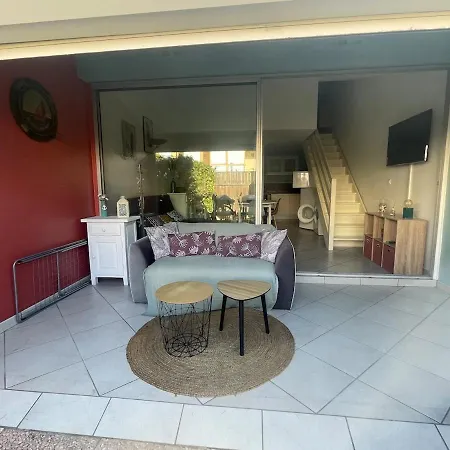 Apartament Maisonnette Cosy Piscine Parking