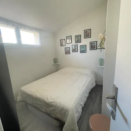 Maisonnette Cosy Piscine Parking Apartment